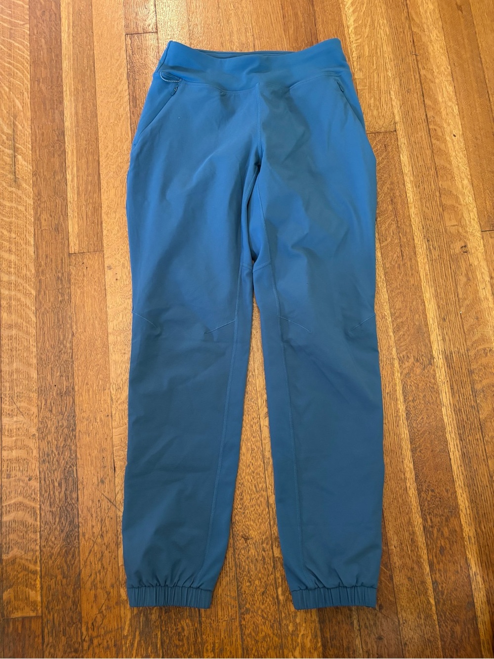 Title nine Sylvan Hybrid Hiking Joggers